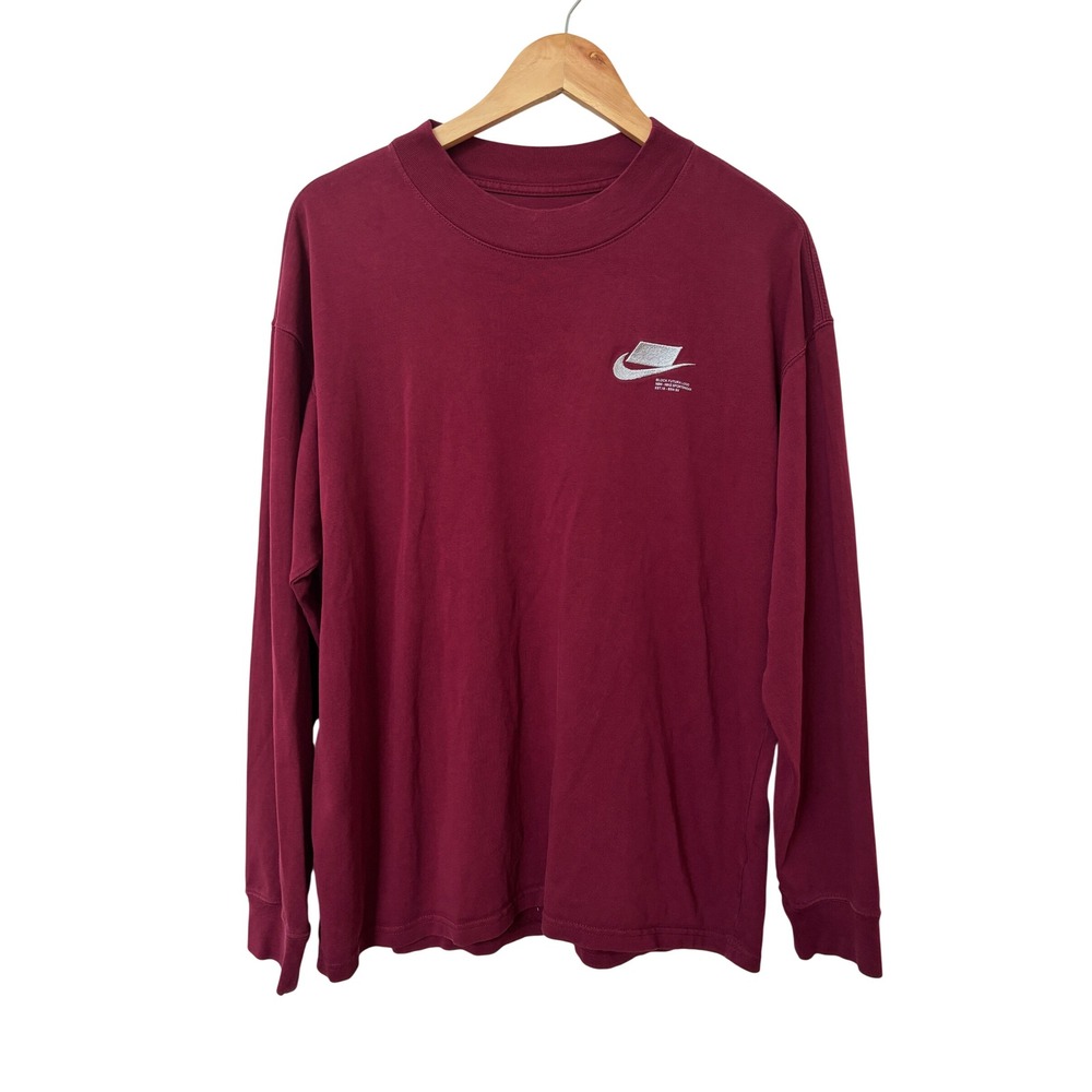 Nike Sportswear Mens Block Futura Logo Long Sleeve Tee Burgundy DM4114-638 L